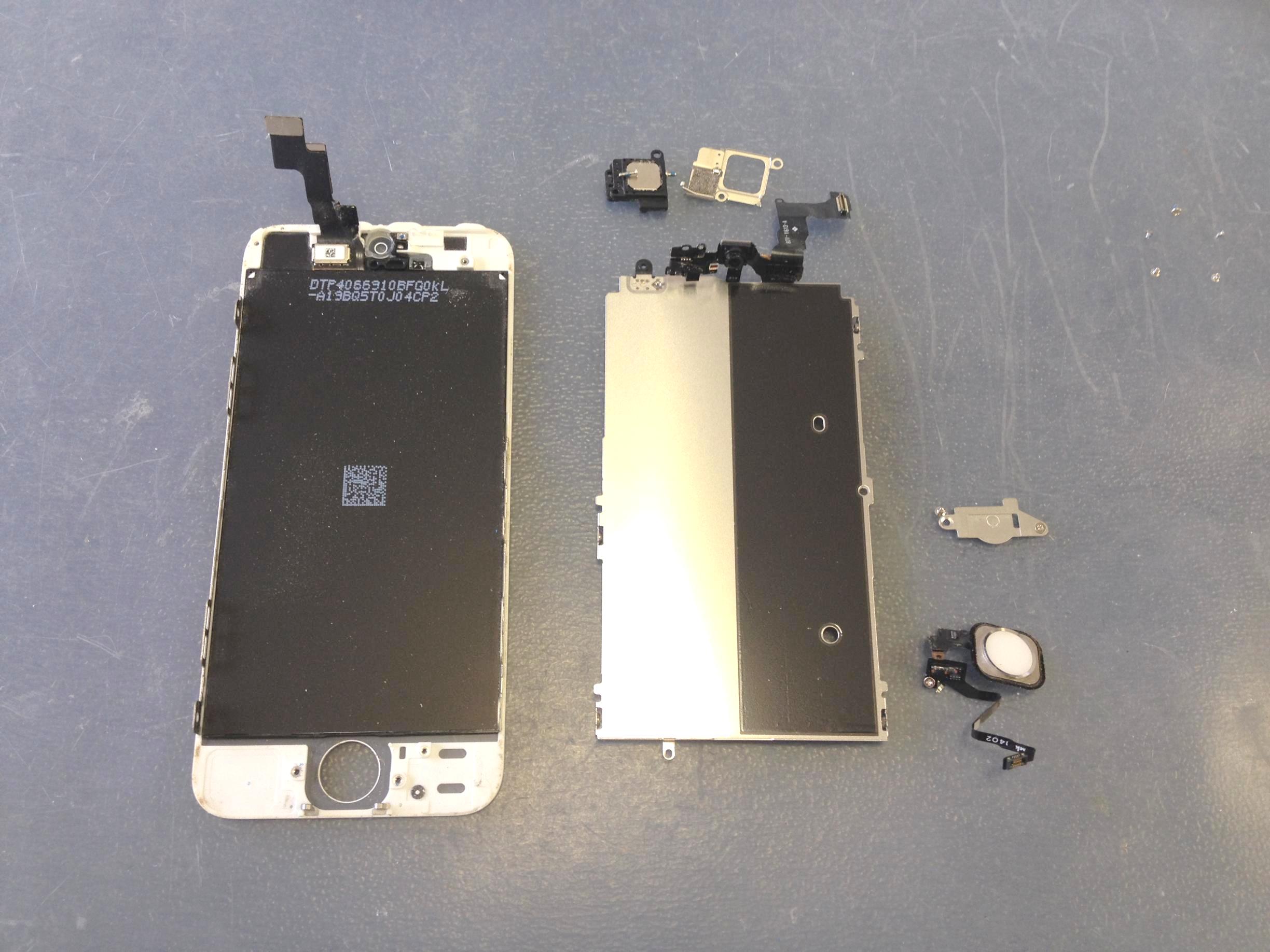 iPhoneSEガラス、タッチパネル、液晶パーツの交換方法 | iPhone修理方法